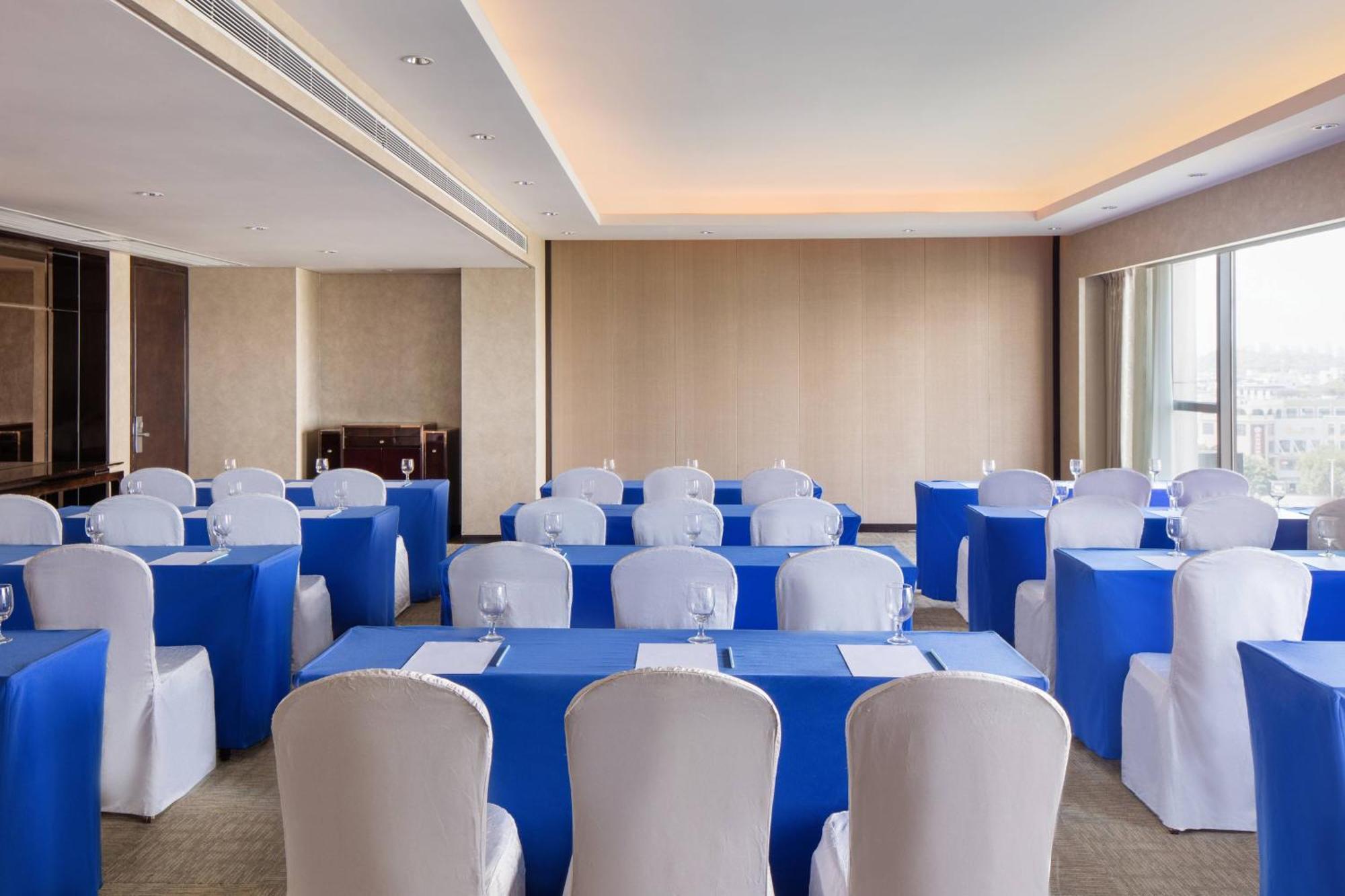Sheraton Zhongshan Hotel מראה חיצוני תמונה